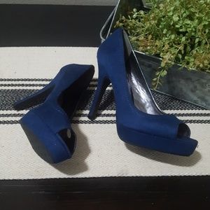 💖 Peep Toe Suede Heels